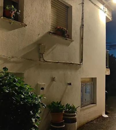 Holiday home Casita Junto Al Rio En Un Entorno Natural Monforte De Lemos