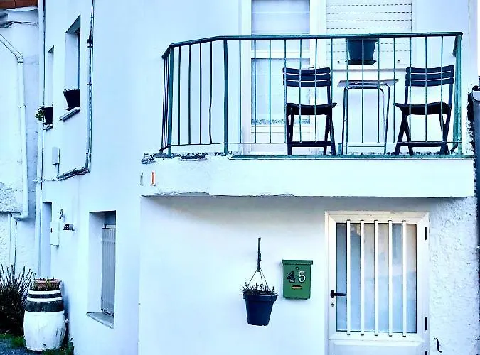 Σπίτι διακοπών Casita Junto Al Rio En Un Entorno Natural *